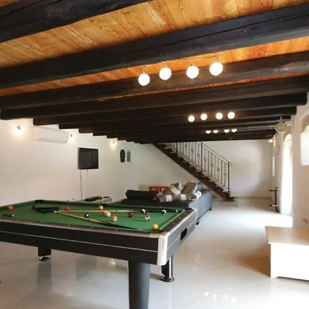 Beautiful Jadreska With Pool In *