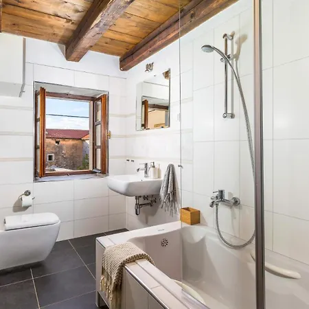 Villa Beautiful Jadreska With Pool In *