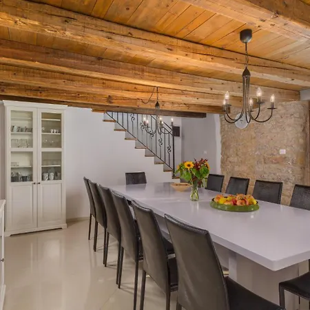 Villa Beautiful Jadreska With Pool In
